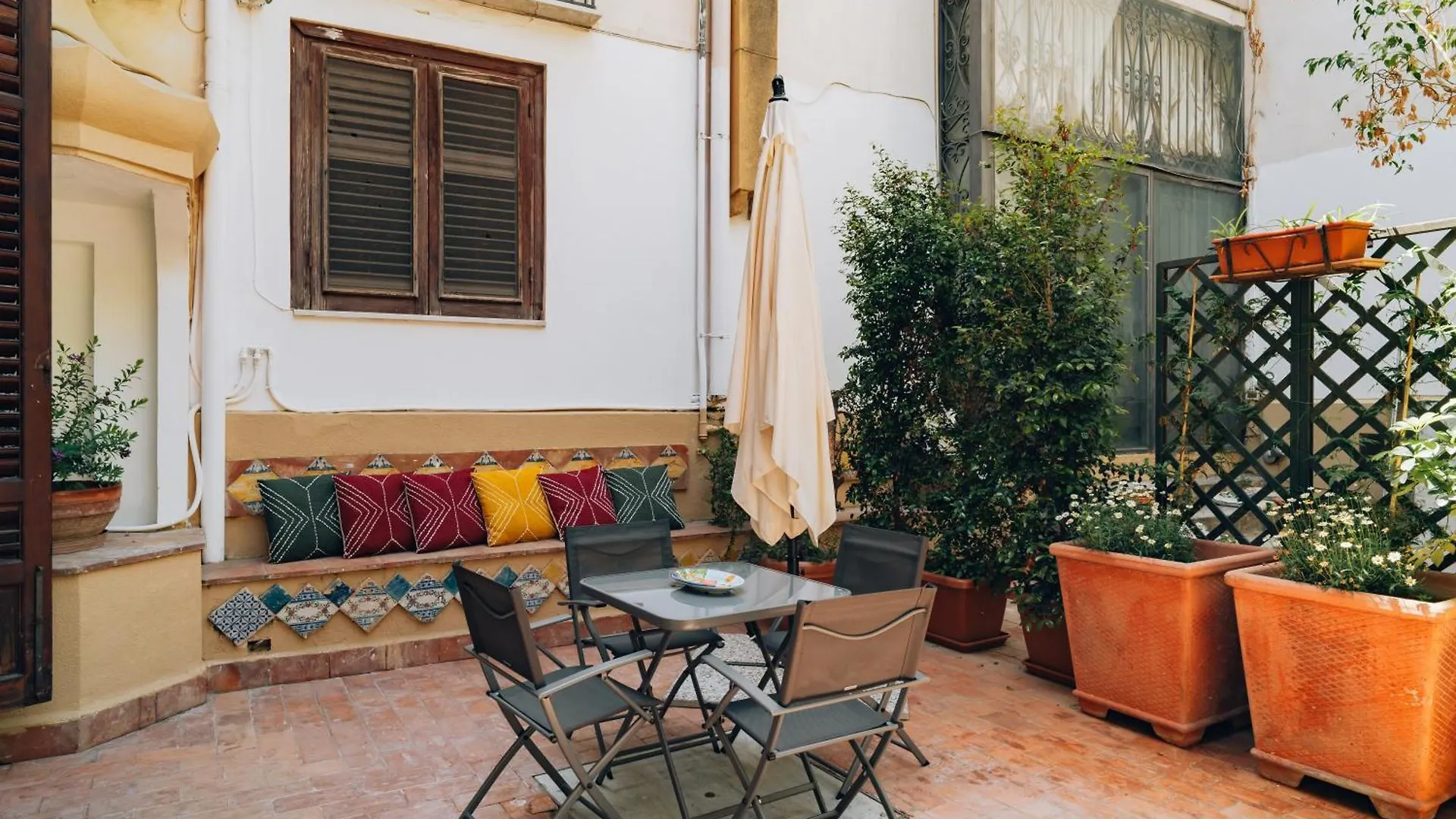 Giardino Del Foro Villa Palermo Italy